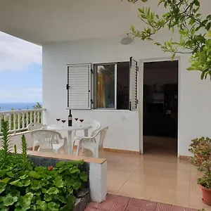Casa Angel Y Carmen El Cercado